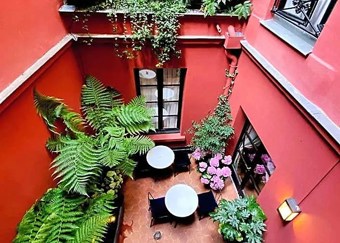 Hôtel Bourg Tibourg Paris